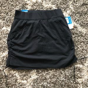 [NEW] Black Columbia Athletic Skirt